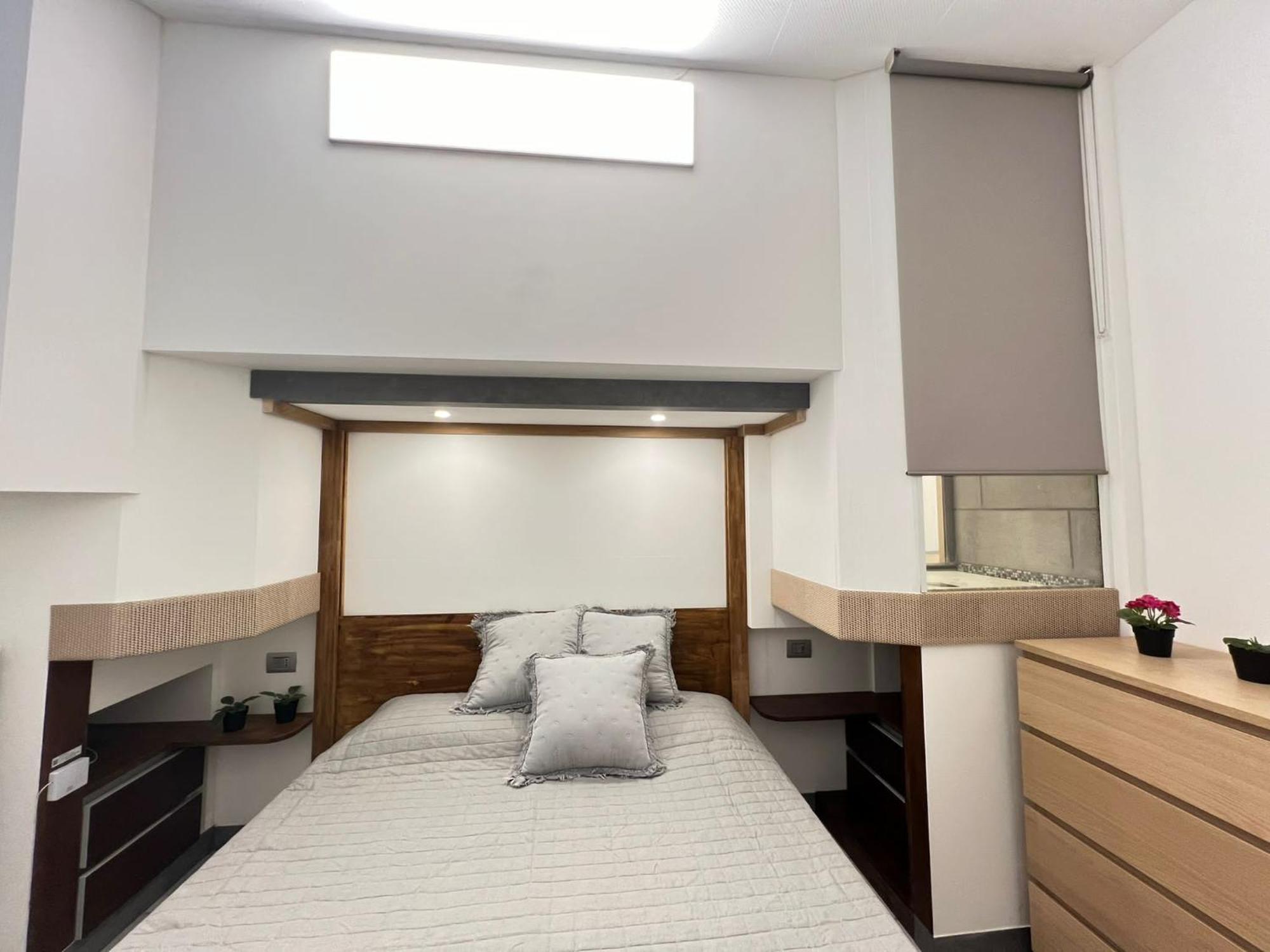 "R&P Apartment", Short Term Stay, Elegant Design, Bisceglie Metro Station, Easy For San Siro And Fiera Milano, Free Parking Buitenkant foto